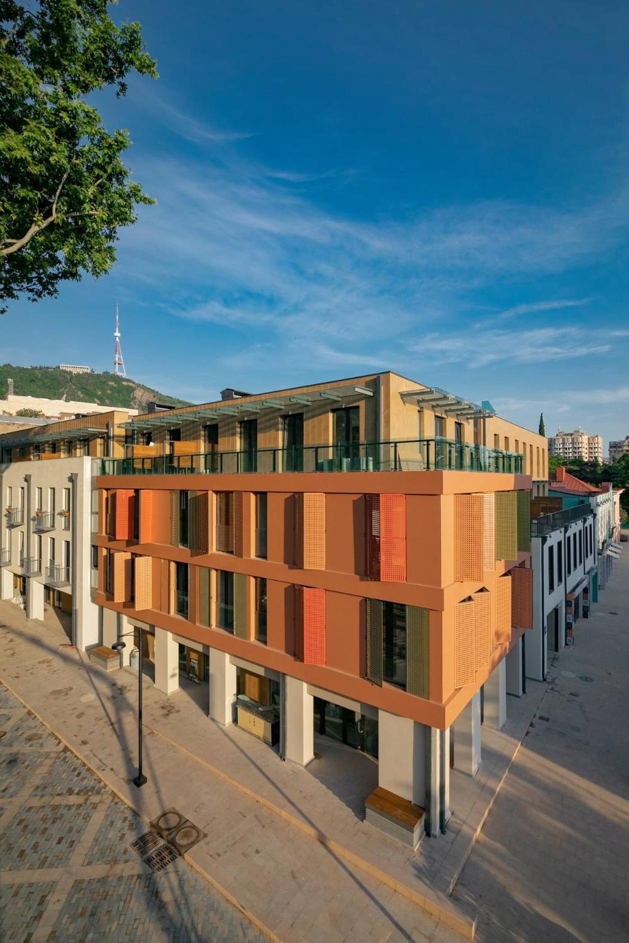 Center, Nino's Art Appartement *